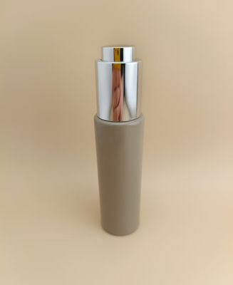 Delikatny design, brązowa, gładka, okrągła, długa butelka z zakraplaczem K-GBL30 do esencji