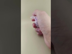 Przejrzysty pompka do płynu do pielęgnacji skóry