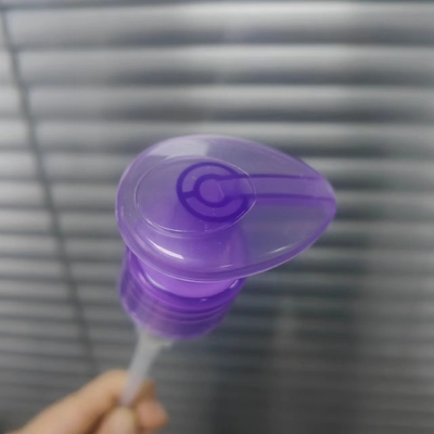 Przezroczysta fioletowa pompka do balsamu do ciała Non Spill 1,20 - 1,50 ml / T