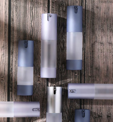 15 ml Zamrożone butelki z pompą bez powietrza Plastic Lotion Pump Vakuum Travel Container