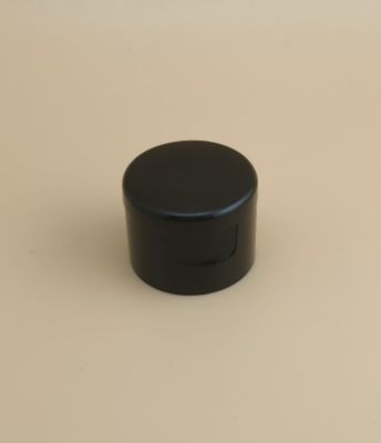 Czarne plastikowe okrągłe gładkie pokrywki do butelek kosmetycznych