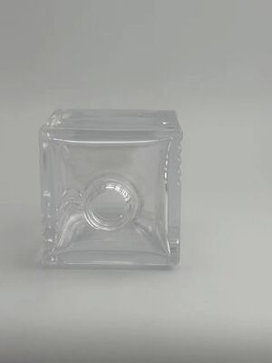 Unikalna butelka ze szklaną perfumą o pojemności 30 ml z opryskiwaczem