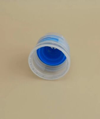 Ładny design, przezroczysta plastikowa okrągła karbowana zakrętka do butelek do pielęgnacji skóry